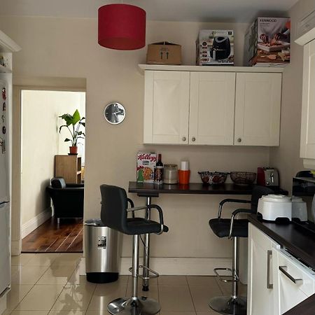 Room With Private Bathroom Near The Center Cork Extérieur photo